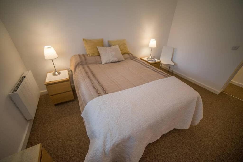 Champion Court Two Bedroom Flat Бристоль Экстерьер фото